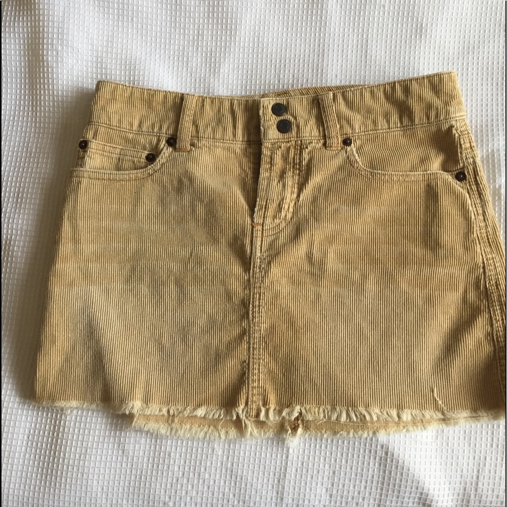 Abercrombie vintage corduroy  skirt size 00